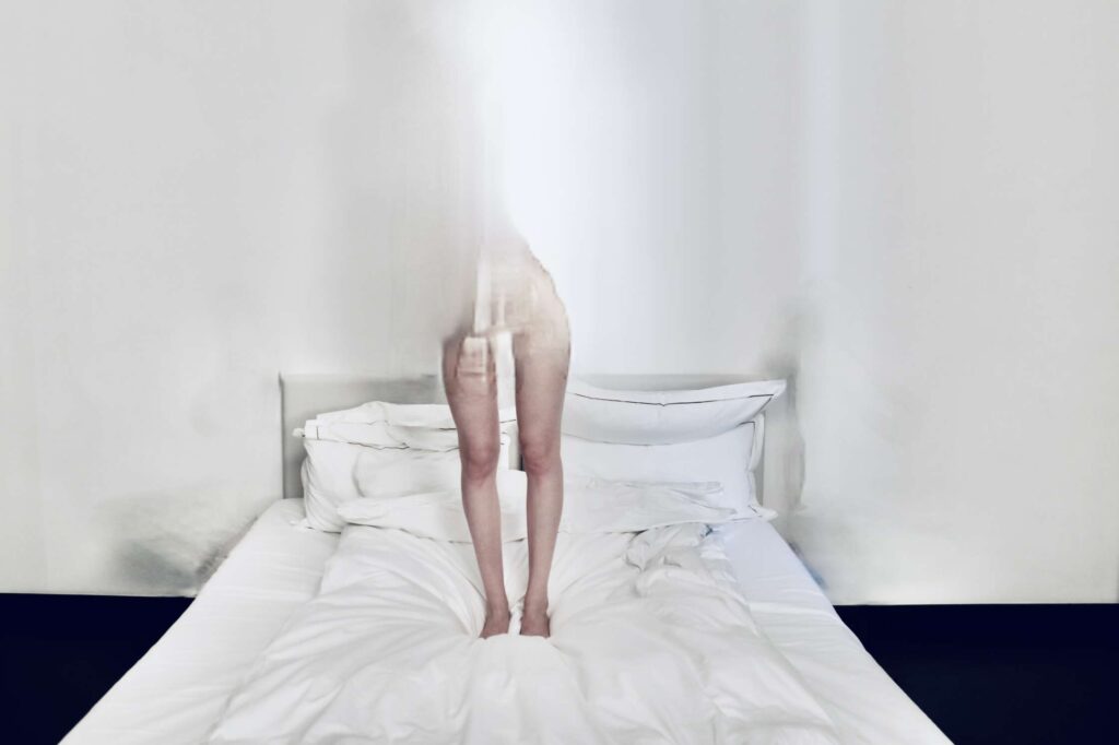 V